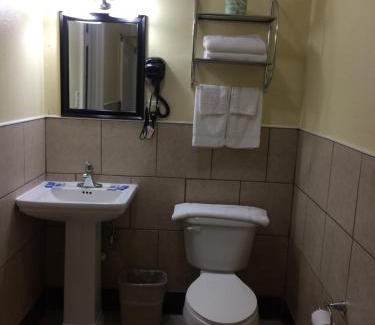 Shamrock Hotel | Blarney Inn