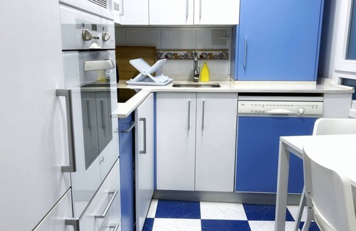 Deustuko San Pedro-Erribera Apartment | Blas de otero renovated apartment with wifi