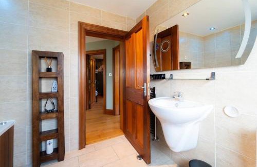 Dingle House | Blasket View - 5 Star