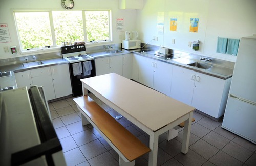 Blenheim Hotel | Blenheim Bridges Holiday Park