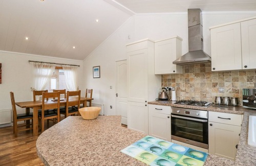 Puxton Cottage | BLENHEIM LODGE, family friendly, luxury holiday cottage in Hewish