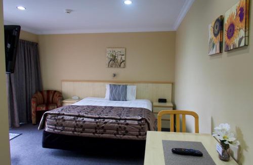 Blenheim Hotel | Blenheim Spa Motor Lodge