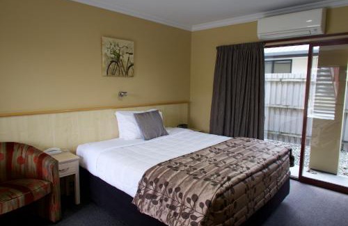 Blenheim Hotel | Blenheim Spa Motor Lodge