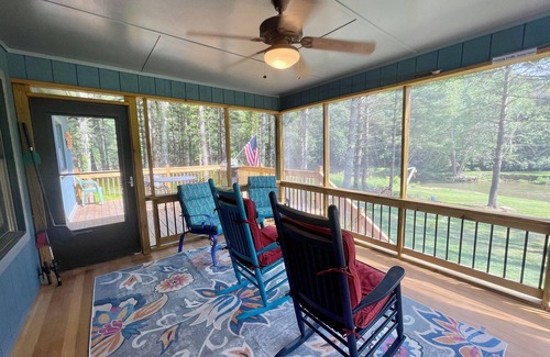 Lansing House | Blessed on the New River-River Front,Small dogs, fire pit, Central AC/Heat
