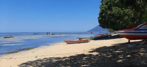 Bunaken House | Blesshi Guest House
