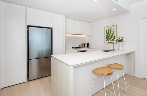 Broadbeach Waters Apartment | Bliss At Signature. Indulge yourself!