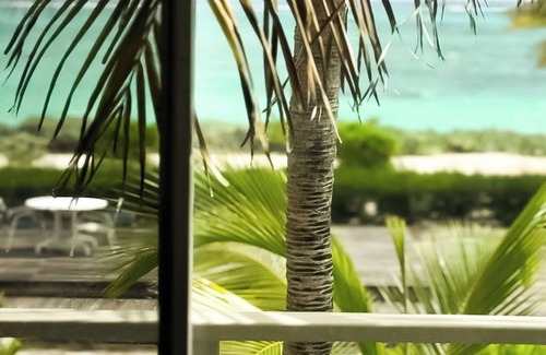Whitby Condo | Bliss Ocean Beach 3-bedroom condo, Whitby, North Caicos.
