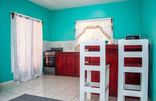 Gibson Bight Apartment | Bliss on the Bay family