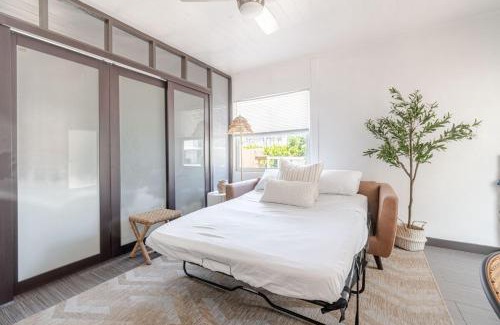 Singer Island Apartment | Bliss stylish apartment with pool, by beach