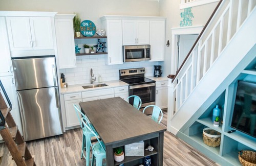 Celina Cabin | Blissful Bayou - 1 Bed/2 Loft Lakeside Cottage!