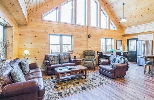 Eagle Bay House | Blissful Bear on South Shore Road