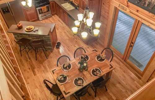 Morganton Cabin | Blissful cabin Retreat -Secluded Hot Tub and Deck Slide
