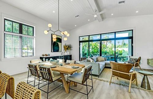 Holmes Beach House | Blissful Paradise