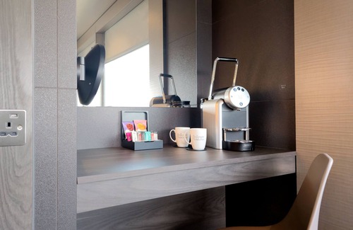 Gatwick Hotel | Bloc Hotel London Gatwick Airport