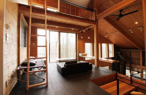 Kita Hiroshima House | bLOCAL Hijiriko - Vacation House Surrounded by Nature for 18 Ppl
