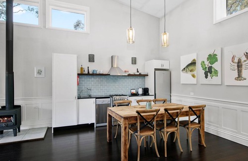 Belford House | Block Eight Estate Vineyard View Villa