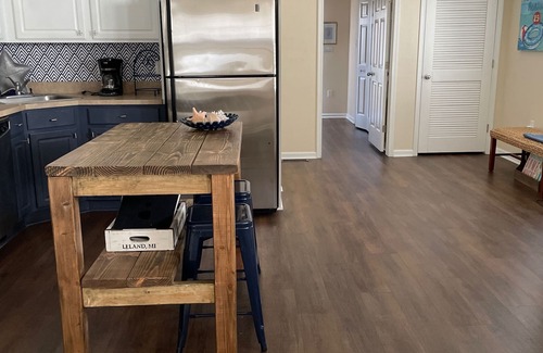 North End House | Block Party weekend NOW available.