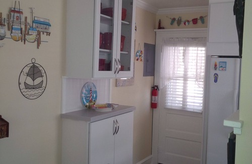 Gold Coast Condo | Block To Beach And Boardwalk Corner Property Great Location