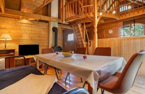 Verchen House | Blockbohlen-Haus auf Hof Verchen