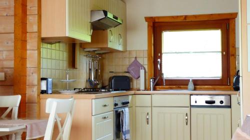 Petersfeld House | Blockhuus Thüle
