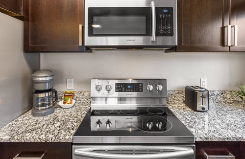 West Yellowstone Apartment | Blocks from the National Park- Yellowstone Hideaway Unit B