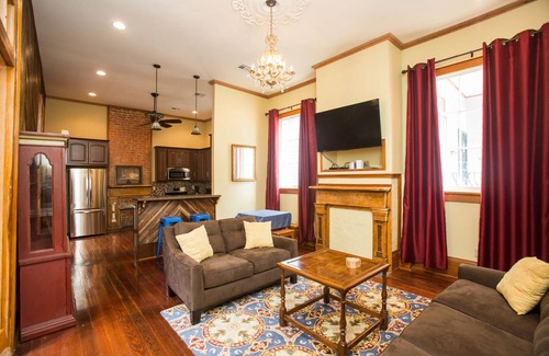 Seventh Ward House | Blocks to FQ, Large, w/Balcony, Private Yard. Ask About Adjacent Property!