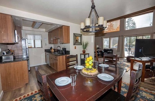 Tahoe Tyrol House | Blocks to Heavenly,- Sledding Access Behind the House, Seasonal Outdoor Pool.