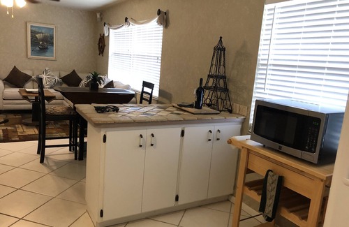 Naples Park House | Blocks to the Beaches