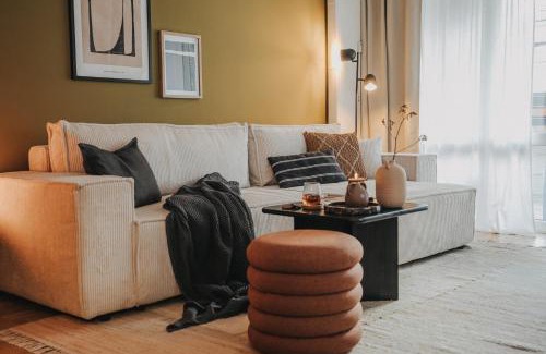 Haarentor Apartment | BLOOM Apartment für bis zu 6 Personen kostenloser Parkplatz Balkon Babybett 3 Zimmer