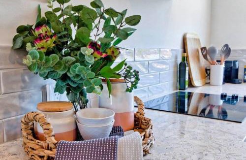 Plympton Apartment | Bloom at Lotus Apartments
