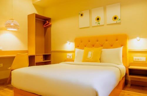 Worli Hotel | Bloom Hotel - Worli South Mumbai