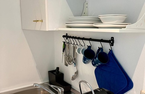 Worthsee Apartment | Bloom | small, cozy apartment with lake access to Wörthsee & WLAN
