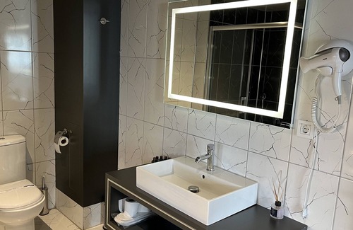 Kesan Hotel | Bloom Suite