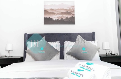 Abu Dhabi Apartment | Bloomfields Classic STU in Oasis Masdar City