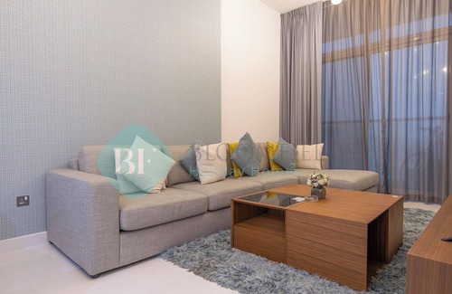 Dubai Apartment | Bloomfields Modern 2BR In Arabian Gate.
