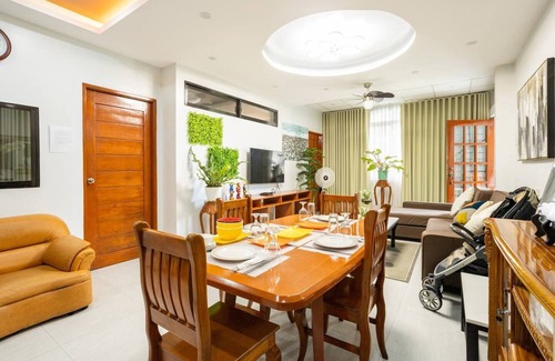 Meycauayan House | Blooming 3 bedrooms for 7, infant, petnn