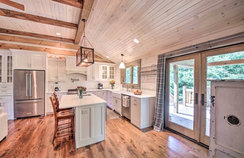 Bloomington Cabin | Bloomington Cabin, Mins to Campus/Lake Monroe