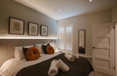 Marple Apartment | Blooms Apartment