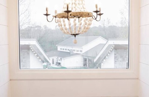 Lake Forest Estates House | Bloomsdale Suite at Baetje Farms