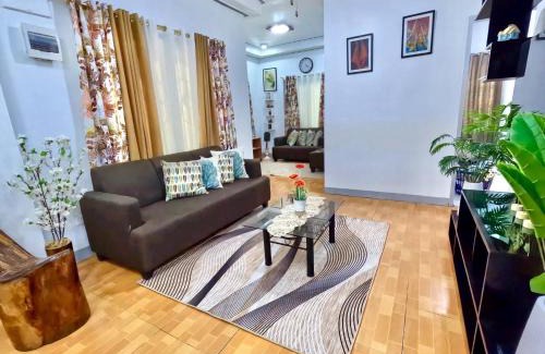 General Santos House | Bloomstone 3BR Family Suite In Gensan