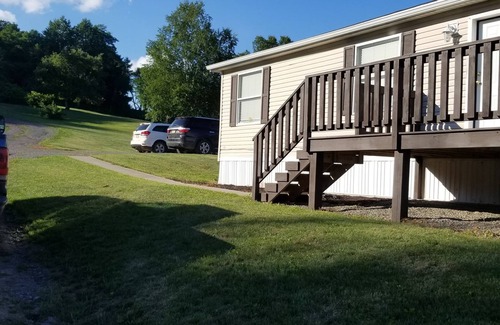 Bloomville House | Bloomville Bungalow 2