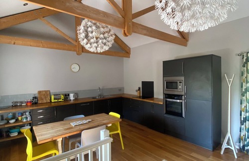 Saint Goran House | Blossom Barn - Beautiful Grade 2 listed barn conversion