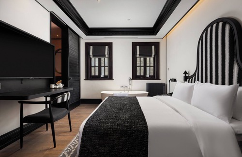Pudong Hotel | Blossom Manoir Lujiazui