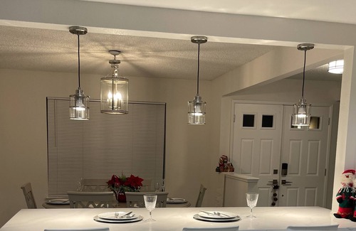 Hayward House | Blossom's Bay Area Resorts