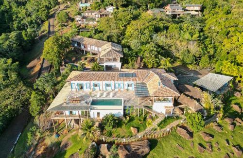 Praia de Itapecerica House | Blow Show Casa III Guest House