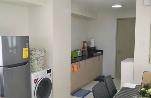 Silang Junction North Apartment | Blowing in the Wind Taal Lake View - 1 Bedroom Corner Apartment with Balcony