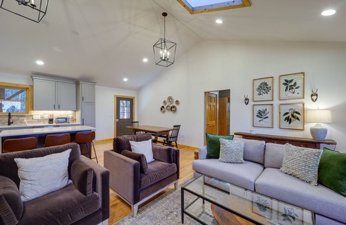 Blowing Rock Cabin | Blowing Rock Escape w/Covered Deck & Fire Pit