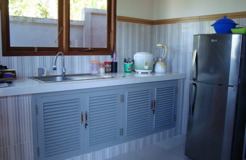 Bunutan House | BLU GUESTHOUSE - VILLA AMED