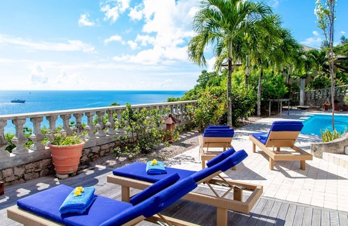 Glacis Villa | Blu Vista Villa