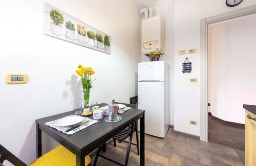 San Leonardo Apartment | Blu&Yellow Apartment in Parma Station